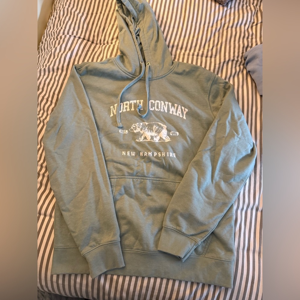 sweatshirt